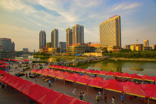 濰坊白浪河世紀泰華風景