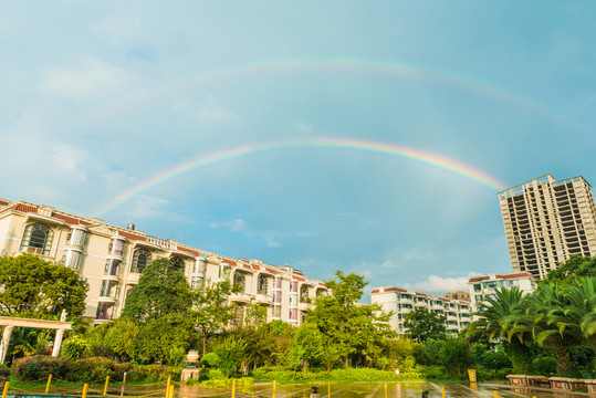 天空 雙 彩虹