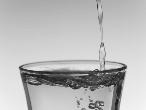 玻璃酒杯