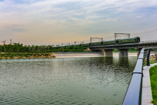 鐵路橋