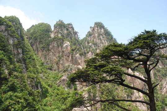 群山