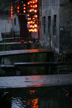水鄉(xiāng)夜幕