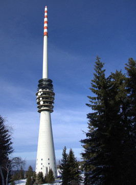 在hornisgrinde輸電塔