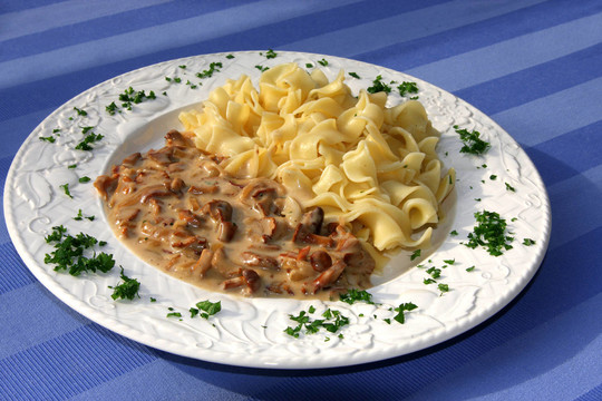 pfifferlingrahmso？E