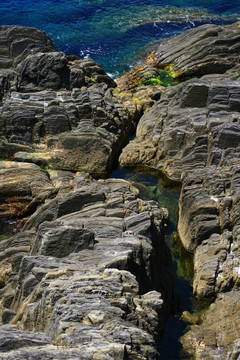 流巖
