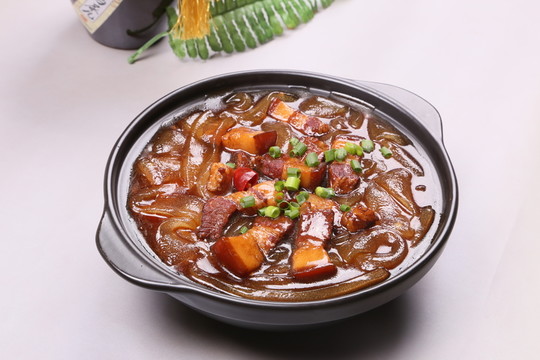 紅燒肉豆腐