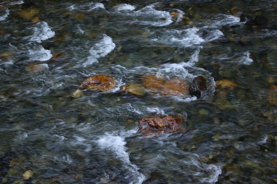 山泉水