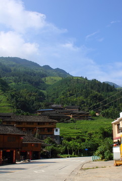 山區(qū)民居