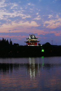 古城夕照