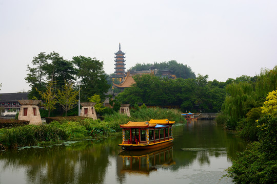 鎮(zhèn)江金山寺風(fēng)光