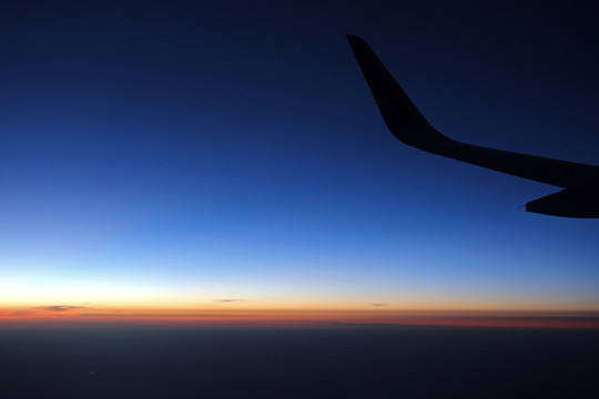 天空 夜空 暮色 飛行