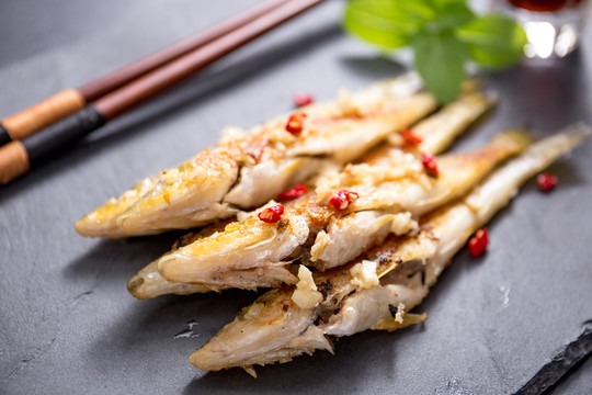 香煎沙尖魚(yú)