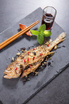干煎黃魚