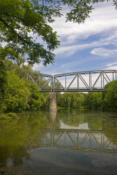 鐵路橋
