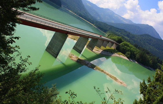 山