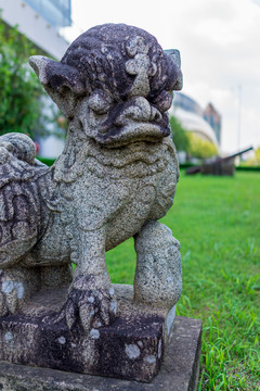 古代石獅雕塑