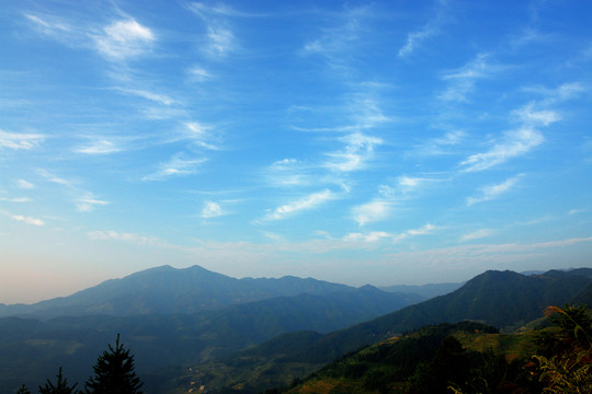 大山 云彩