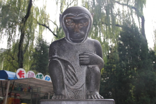 石雕猴子