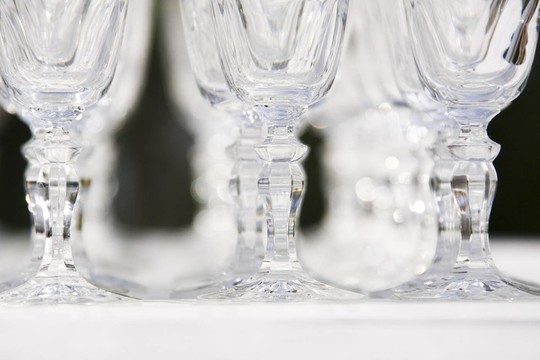 玻璃酒杯