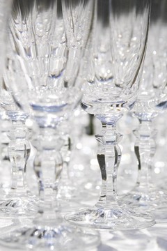 玻璃酒杯