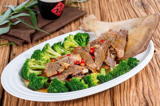 醬香拆骨肉