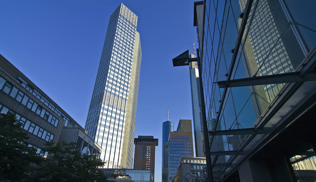 銀行