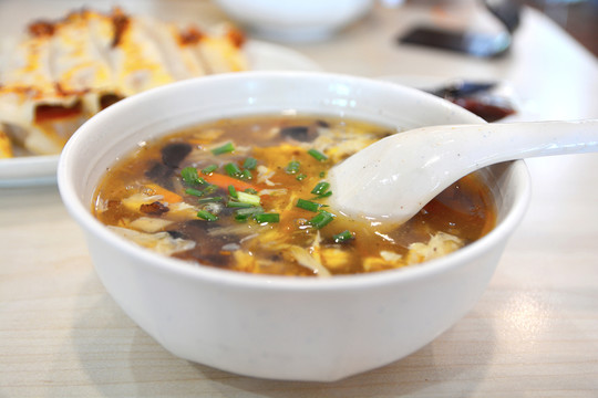 酸辣湯