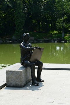 公園雕塑畫(huà)家