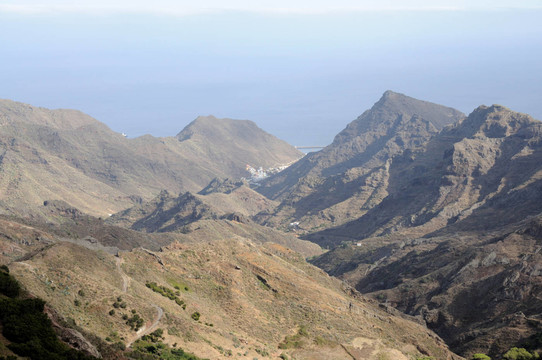 阿那加山脈，西班牙特內(nèi)里費(fèi)