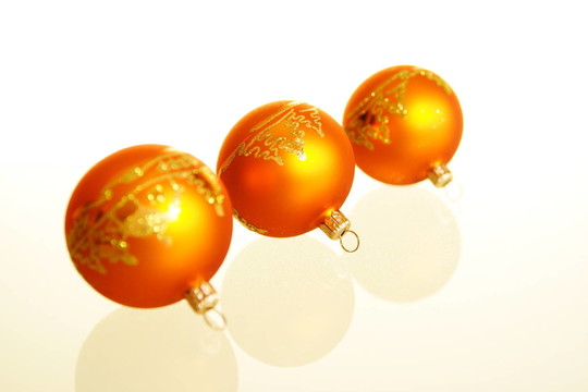 weihnachtsbaumkugeln橙