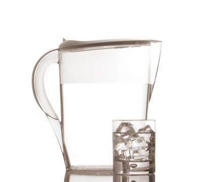 玻璃酒杯