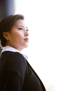女人