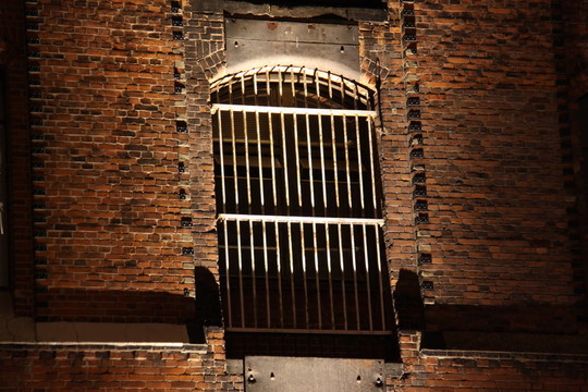 在漢堡之夜的Speicherstadt