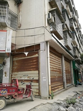 毛坯房