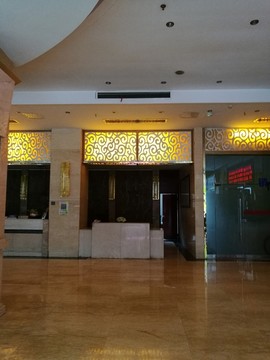 酒店