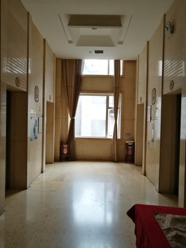 酒店