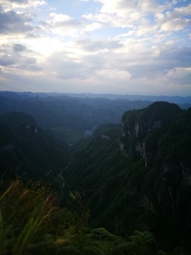 呂洞山
