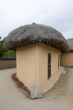 韓國(guó)人種學(xué)村
