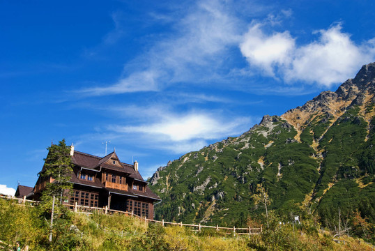 山上的小木屋