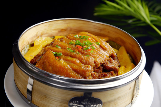 婆婆粉蒸肉