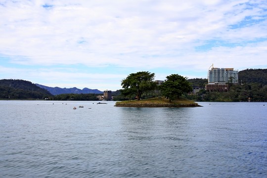 日月潭