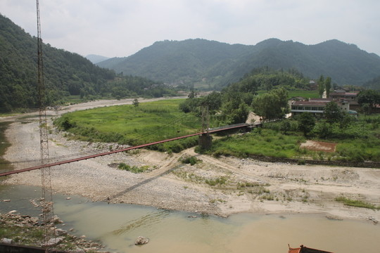 石泉縣胡家灣水生活區(qū)及交通橋