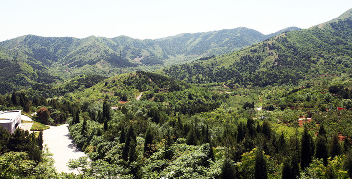 自然風光 群山峻嶺