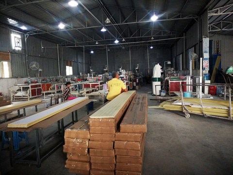 建材加工廠