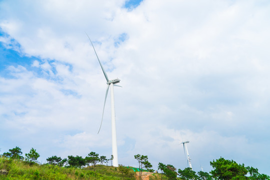 六景霞義山風(fēng)電場(chǎng)大風(fēng)車(chē)風(fēng)力發(fā)電