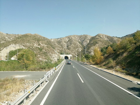 公路隧道