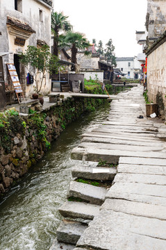 屏山民居