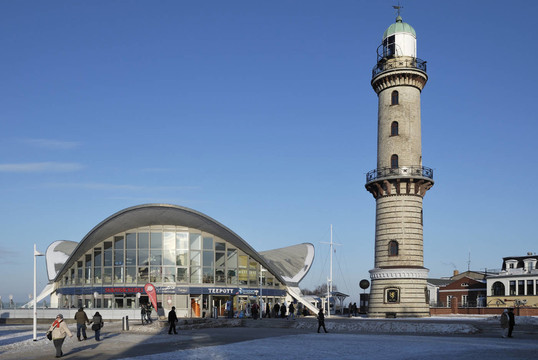 在warnemüNDE的燈塔和teepott