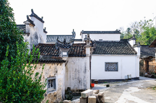 屏山民居
