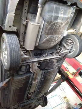汽車底盤